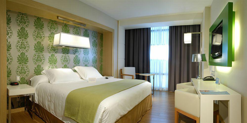 Hotel Nh Querétaro Zimmer foto